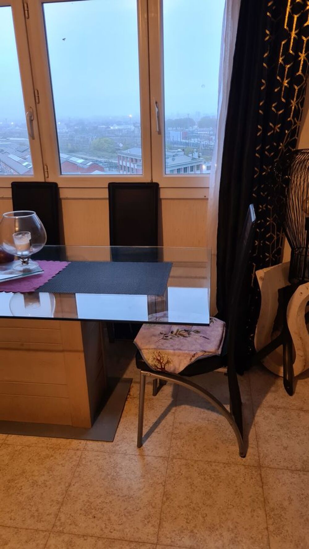 table &agrave; manger Meubles