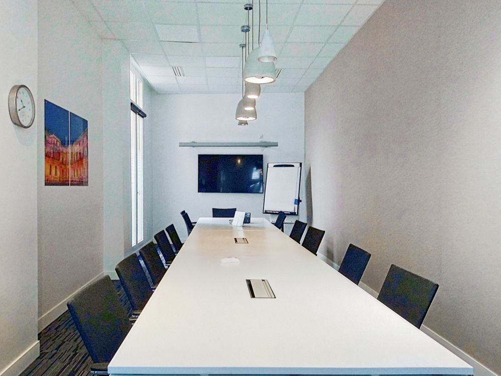   Accès tout inclus à des espaces de bureau professionnels pour 4 personnes à Paris Madeleine  