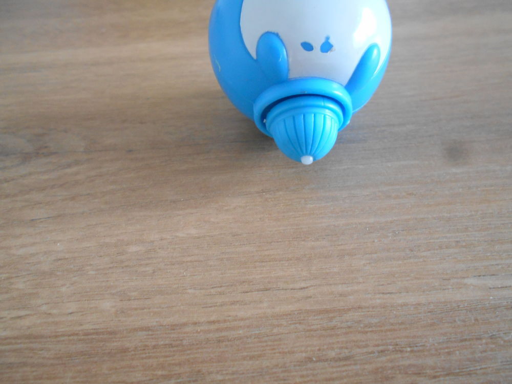 Figurine Toupie POKEMON MARILL comme neuve Jeux / jouets