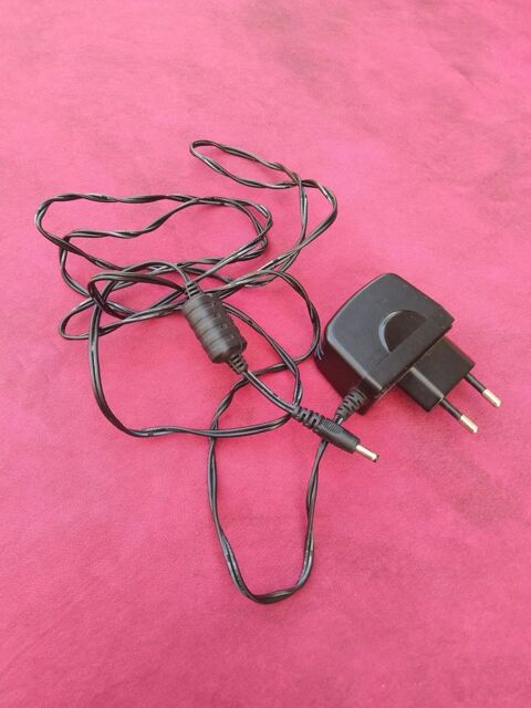 Chargeur pour Logitech mod�le : DSA-0051-03FEU 5 Avermes (03)