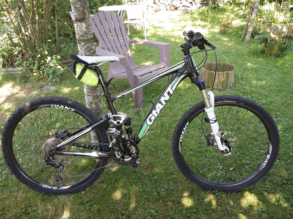 VTT FEMME GIANT Vélos