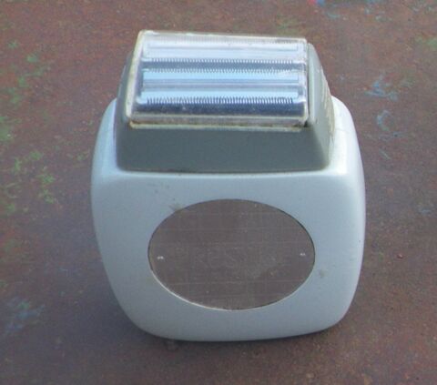 Rasoir Calor prestige & boite d'accessoires 38 Toulouse (31)