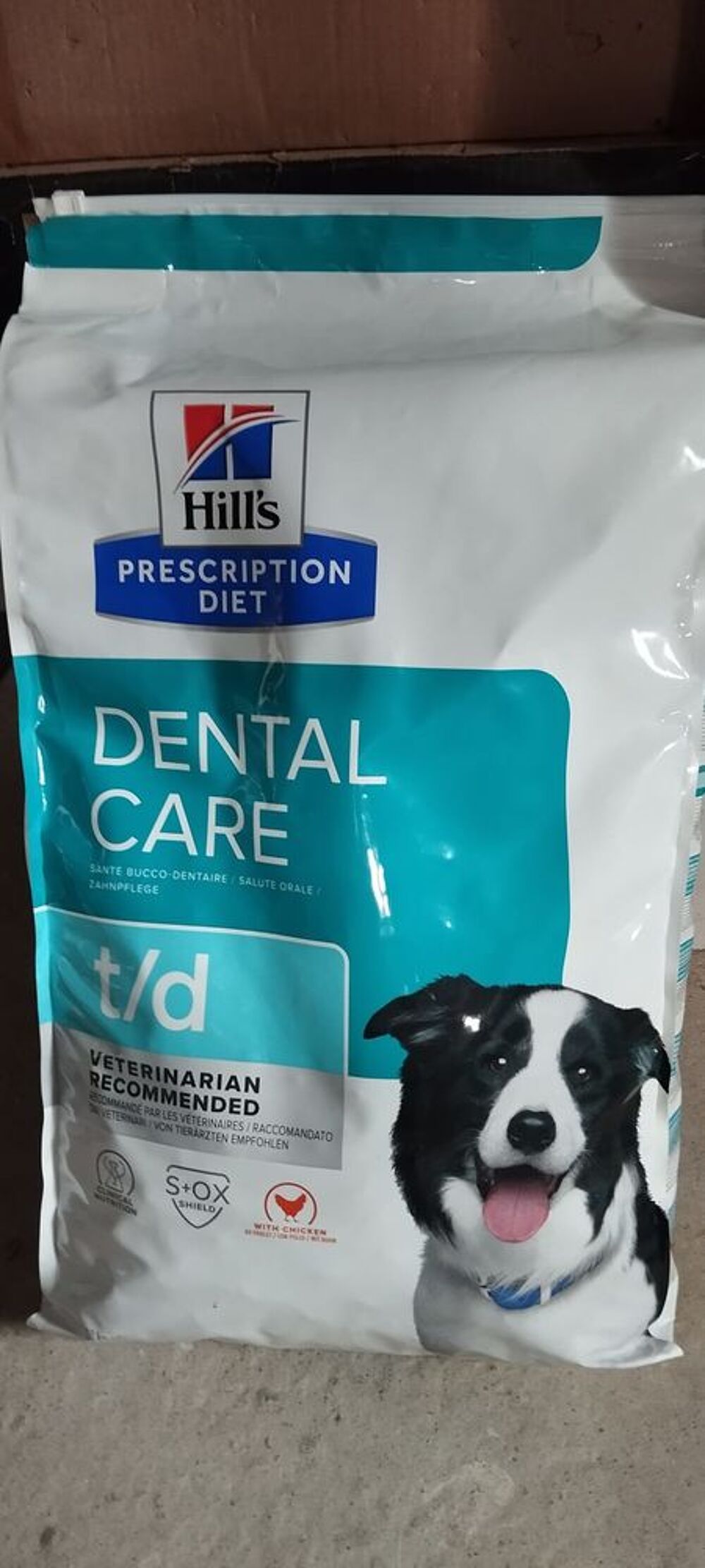   Sac croquettes Chien Dental HILL'S entamé 