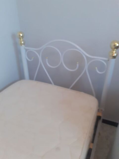 Lit 1 personne 50 Cagnes-sur-Mer (06)