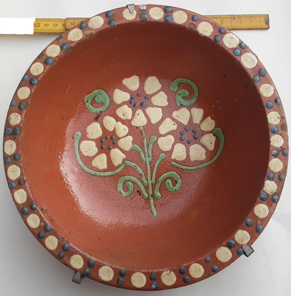 5 assiettes d&eacute;coratives ou de collection d&eacute;cor&eacute;es &agrave; la main 
