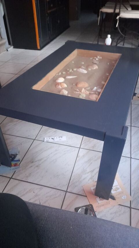 Tres jolie table de salon.les coquillages peuvent s'enlever 40 Narbonne (11)