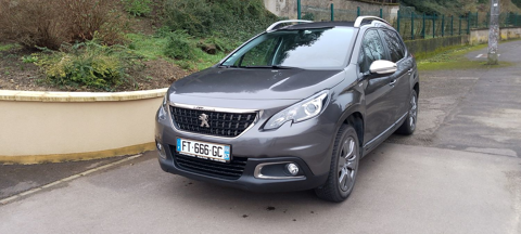 Peugeot 2008 PureTech 82ch BVM5 Style 2019 occasion Thionville 57100