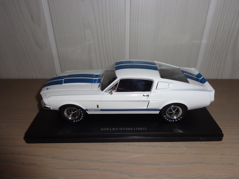 Ford mustang shelby gt 500 ( 1967 ) 1/24 NEUF 