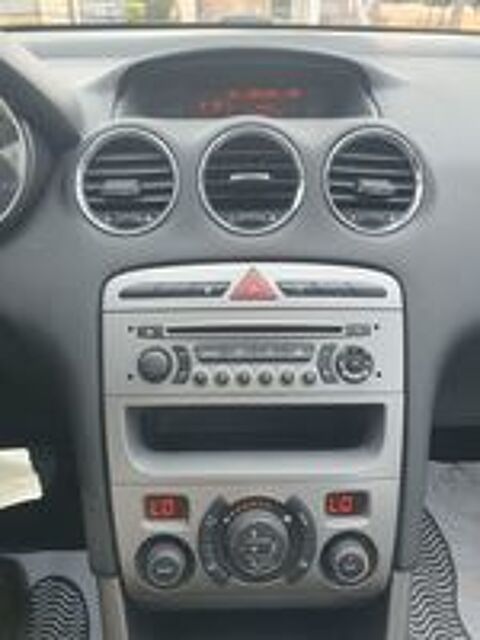 308 1.6 HDi 92ch FAP Active 2013 occasion 28000 Chartres