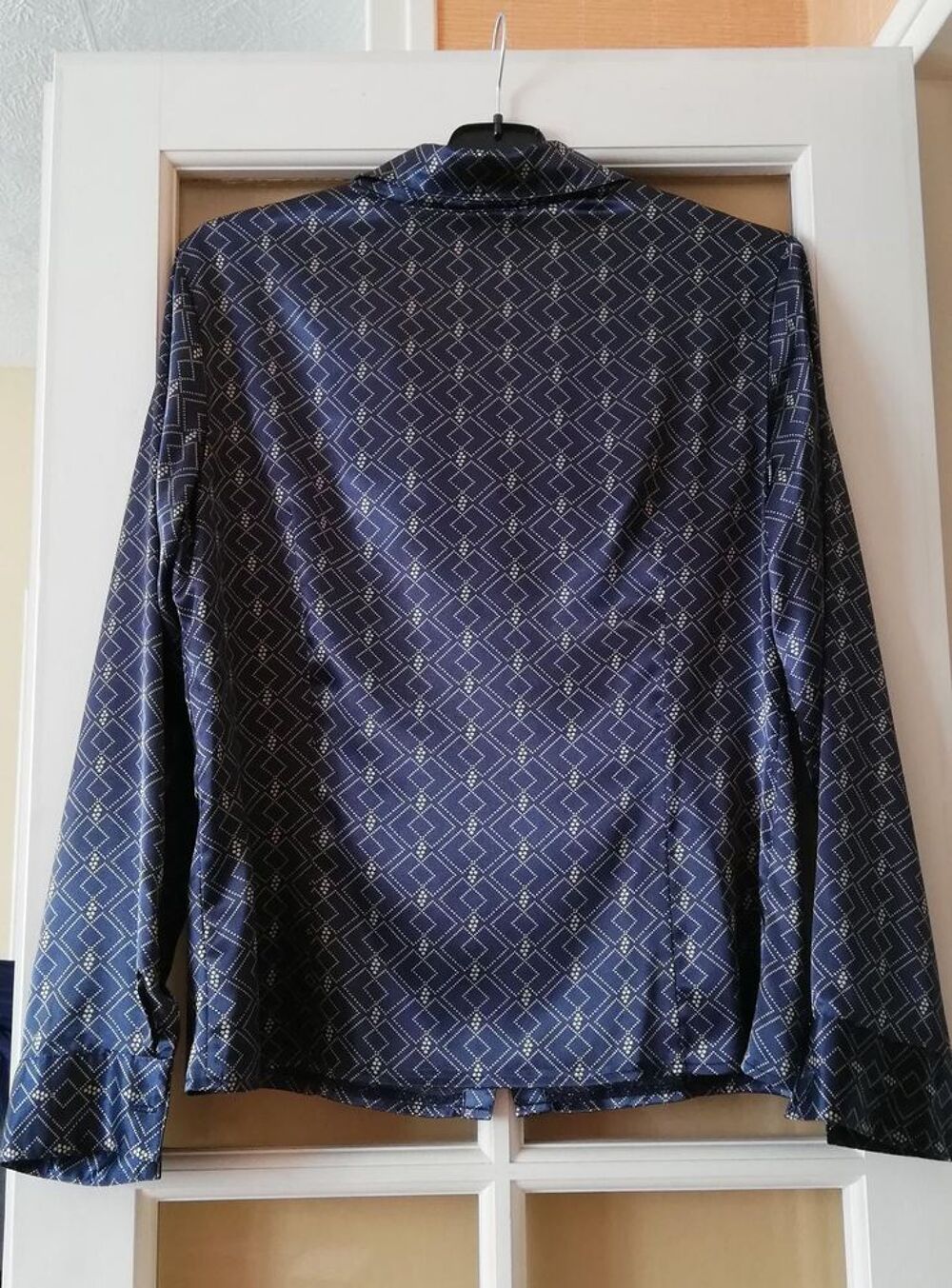 Chemisier femme "Your sixth sense". Vêtements