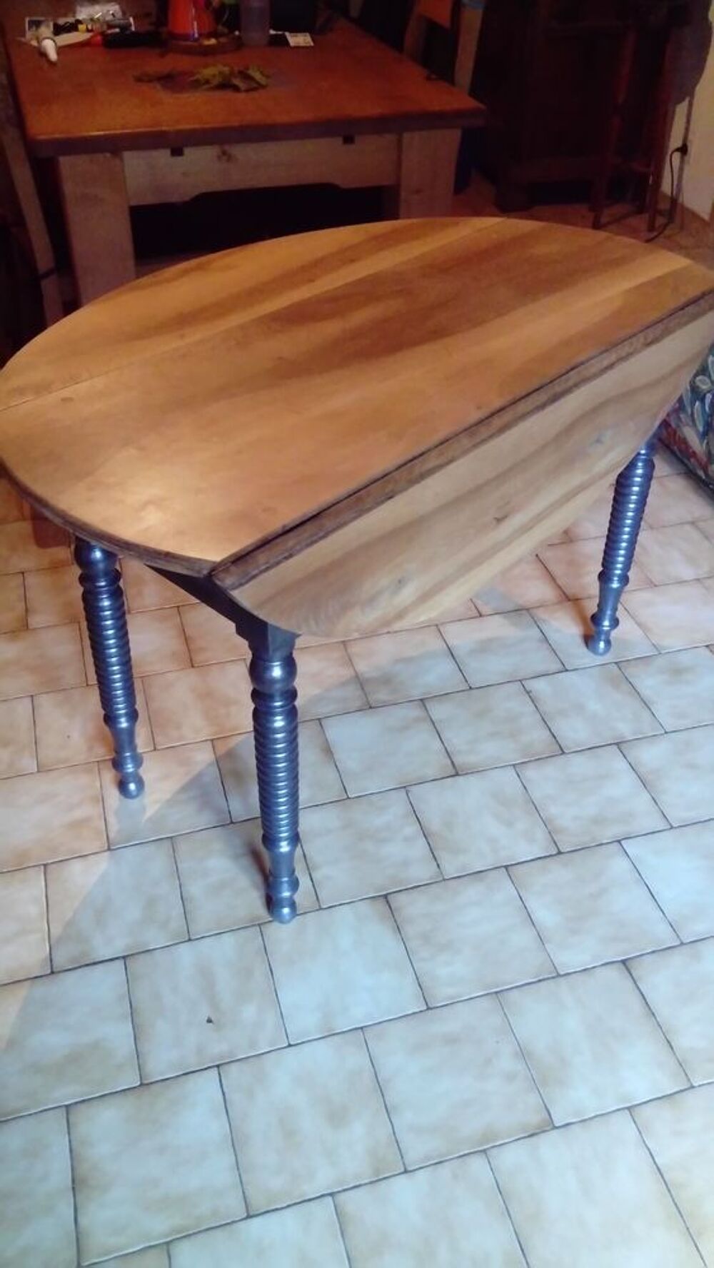 Table Louis Philippe &agrave; 2 abbatants Meubles