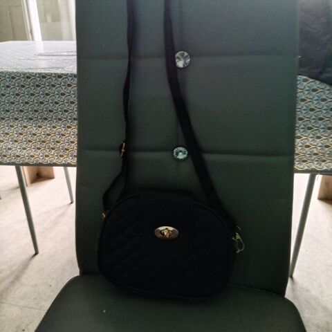 Sac à main femme en bandoulière Sermaises (45)