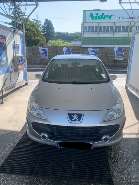 Peugeot 307 1.4e 16V Confort (6 CV) *, Berline, Esse