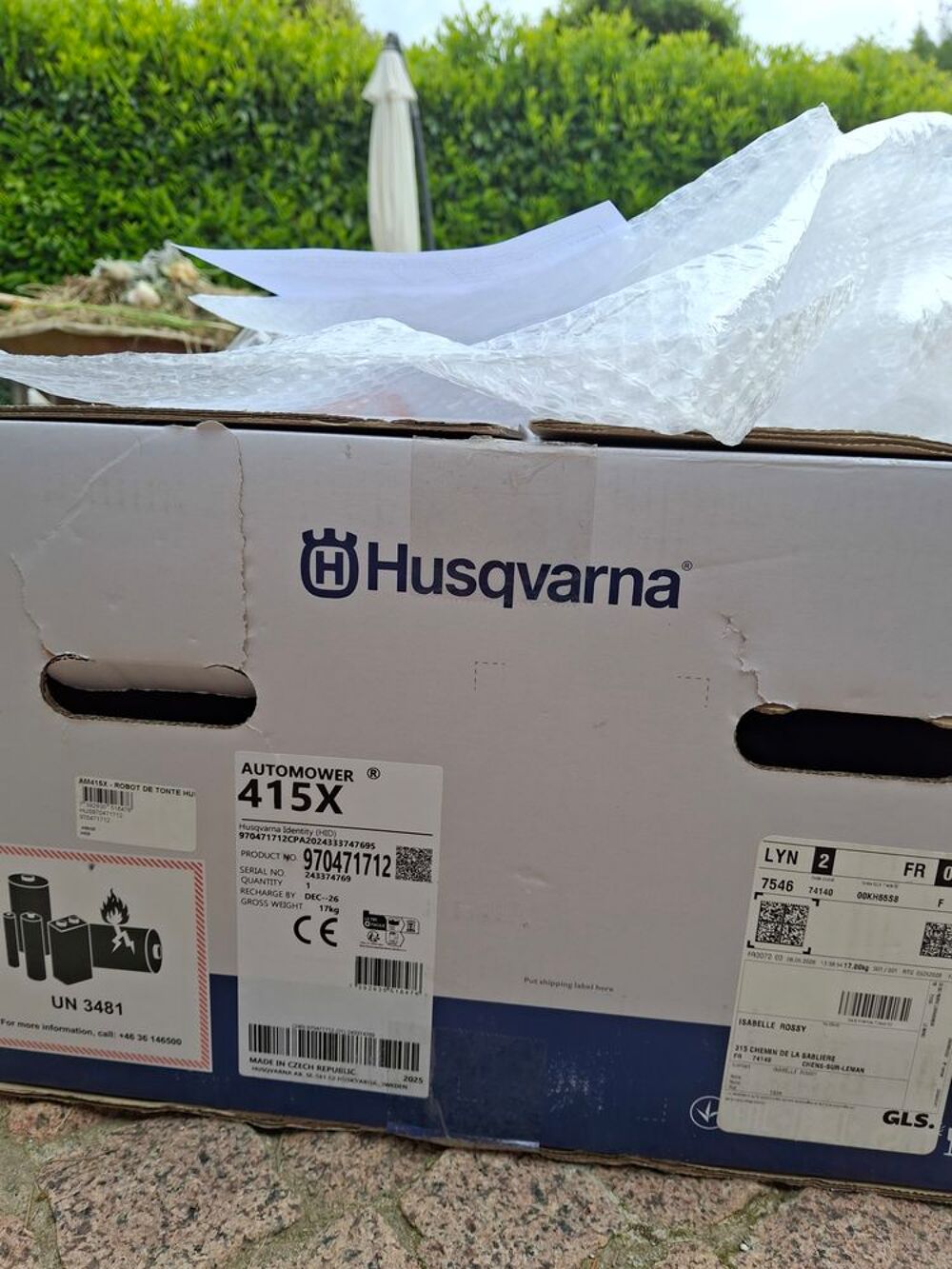 Tondeuse Robot Husqvarna 415X . Tr&egrave;s bon mod&egrave;le. Jardin