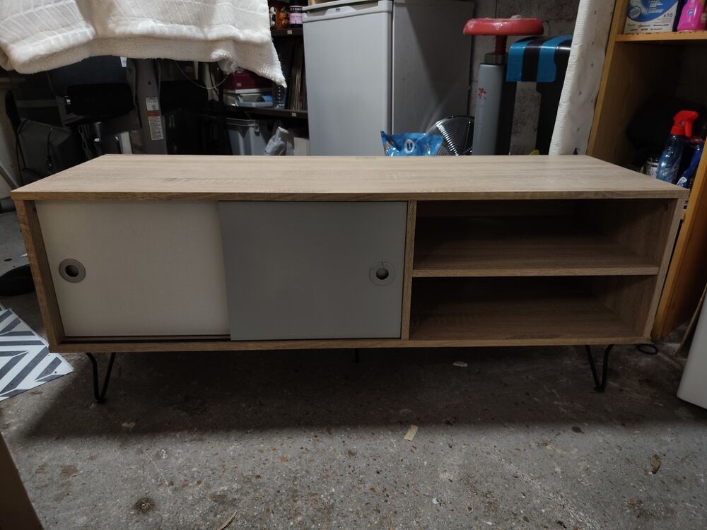 Meuble TV bas bois portes coulissantes Meubles