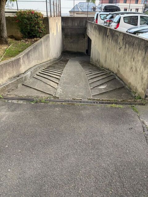  Parking / Garage � louer 12 m�
