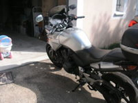 HONDA 2004 occasion 26200 Mont&eacute;limar