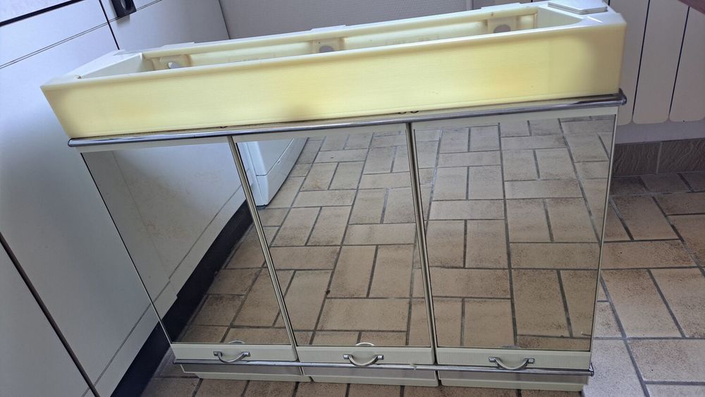 Armoire salle de bain Meubles