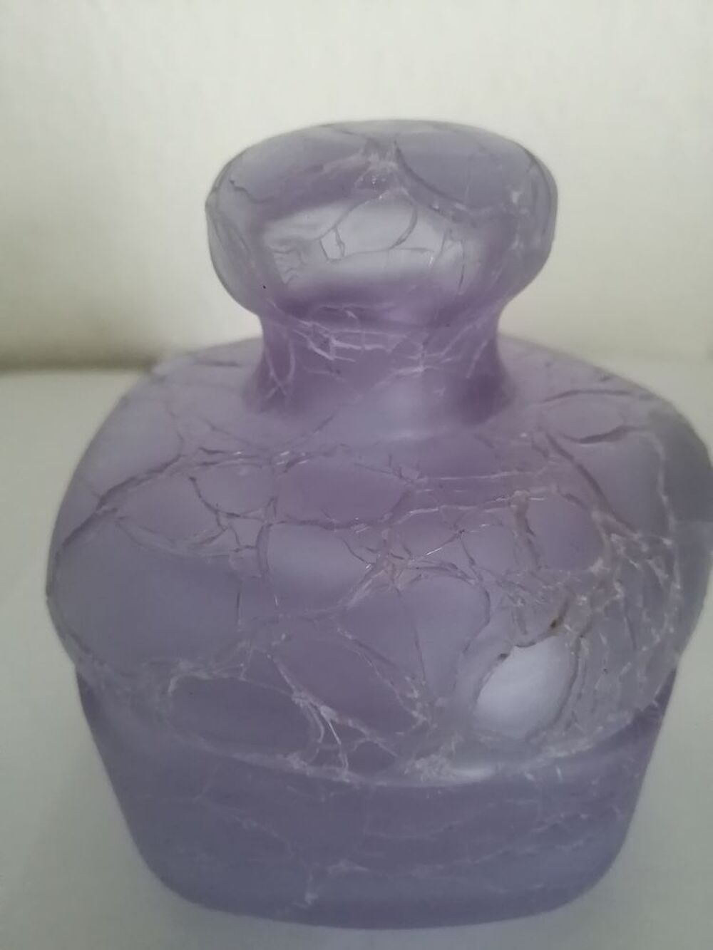 Parfum / bo&icirc;te Marcel Franck en p&acirc;te de verre violine Décoration
