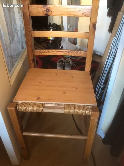 Chaise restaurer pour étudiants 10 Ivry-sur-Seine (94)