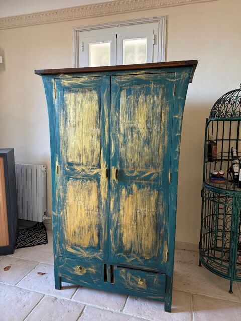 Jolie Armoire de qualit� 100 Nice (06)