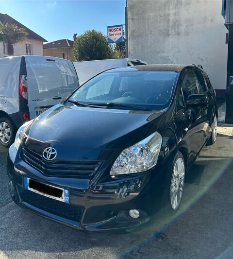 Toyota Verso 126 D-4D 7pl SkyView Edition 2010 occasion Vals-les-Bains 07600
