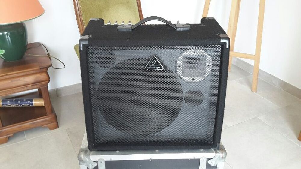 ampli behringer 1800fx Instruments de musique