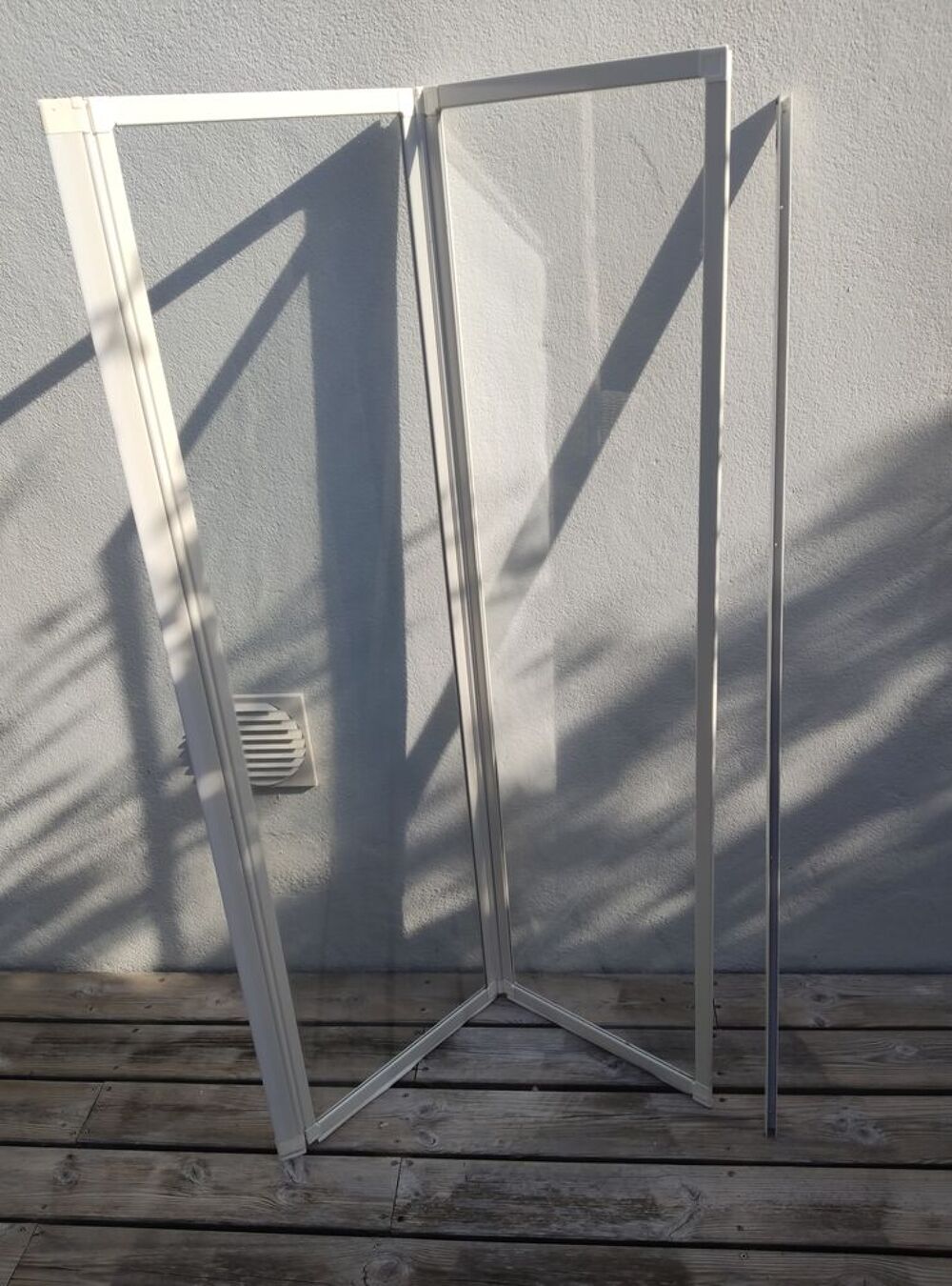 Pare douche pliable pour baignoire. Bricolage