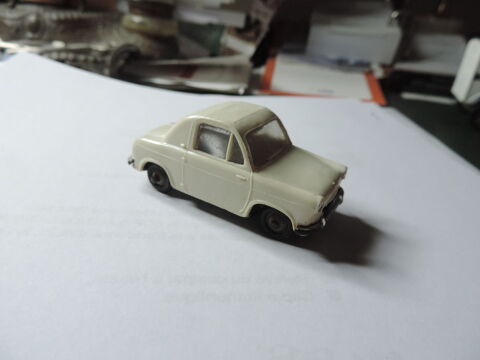 NOREV - VESPA 400 - Echelle : 1/43 �me. 8 Albi (81)