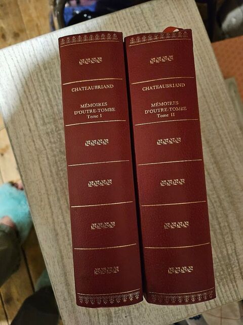 deux livres de chateaubriand 8 Breny (02)