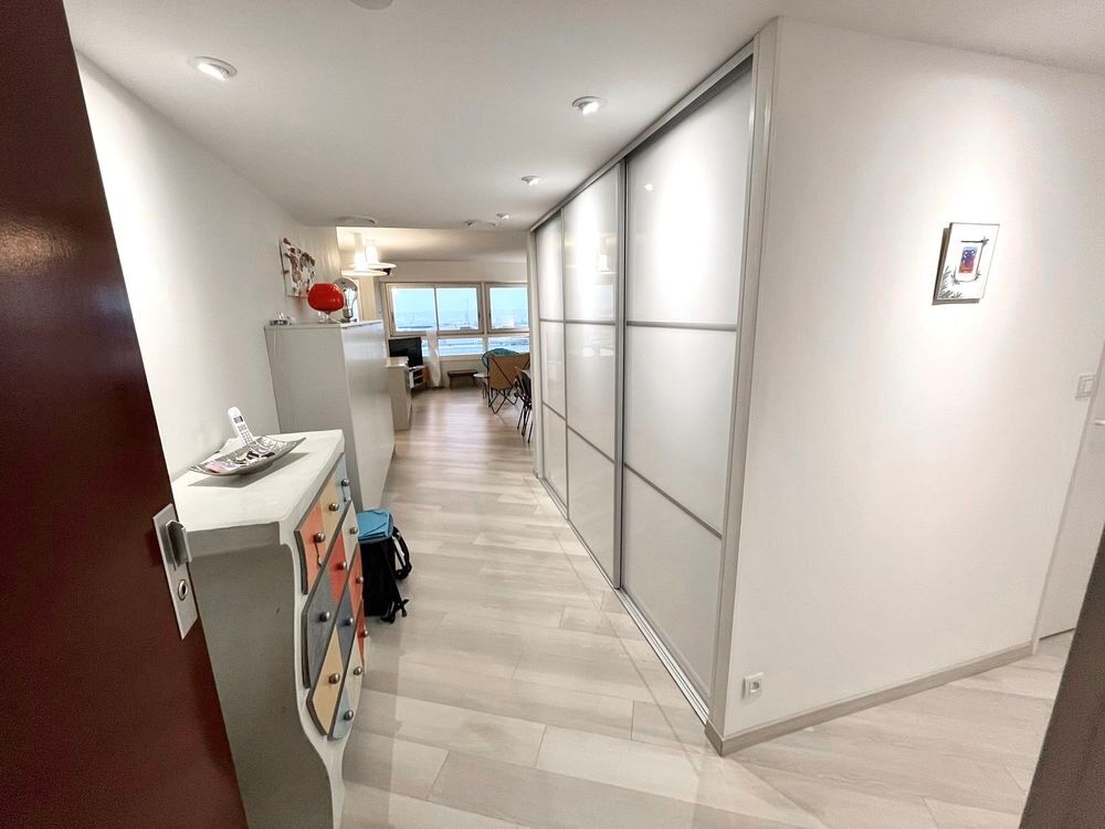 Vente Appartement 1 Appartement T4  , 1 Cellier , 1 Parking privé couvert , Bordeaux