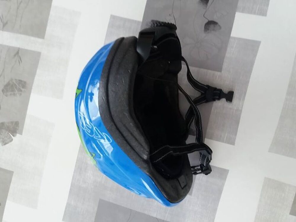 Casque v&eacute;lo enfant Vélos