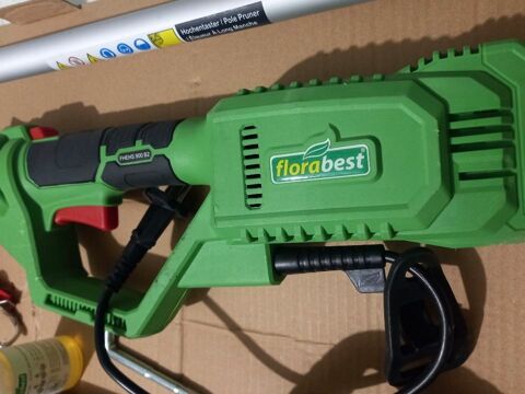 Taille haie lagueuse 60 Sauvian (34)