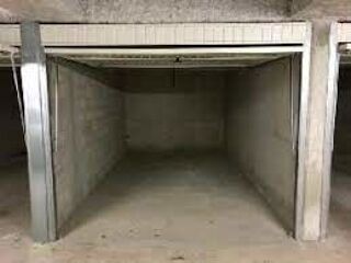  Parking / Garage � louer 8 m�
