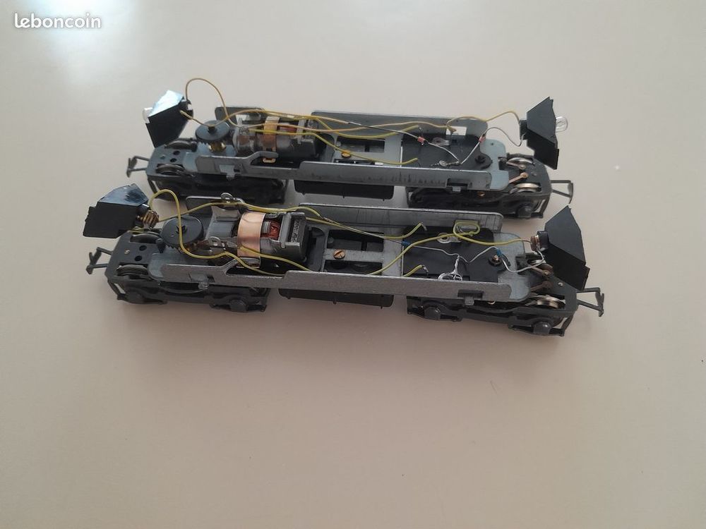 Ch&acirc;ssis motoris&eacute; complet pour loco BB JOUEF Jeux / jouets