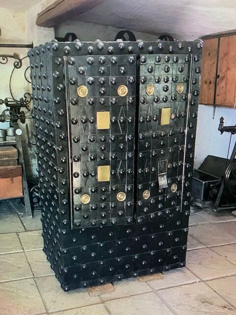 coffre fort ancien clout� 0 Villeurbanne (69)