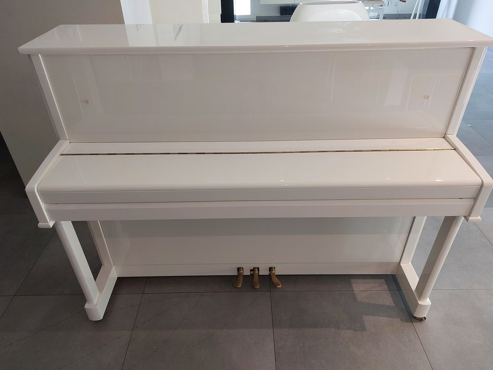 Piano droit HOHNER blanc laqu&eacute; (acoustique) Instruments de musique