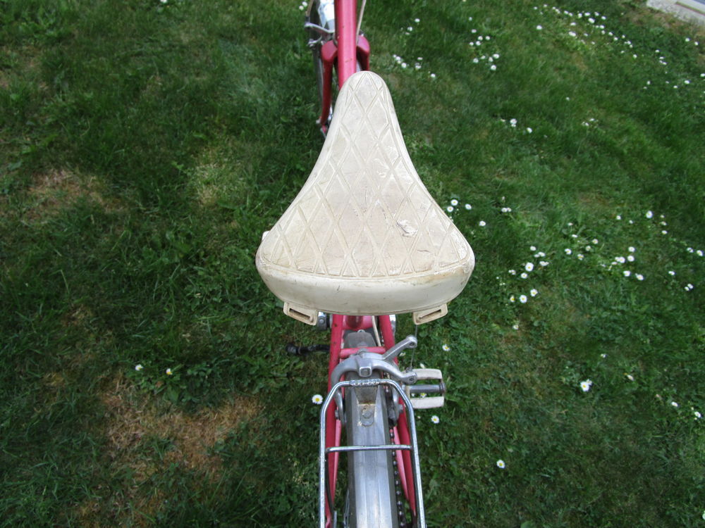 VIEUX VELO annee 80 "MISS PEUGEOT" LOT PMii9 Vélos