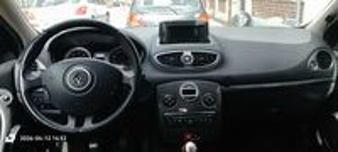 Clio III Estate Clio Estate III dCi 85 eco2 Exception 2010 occasion 59170 Croix
