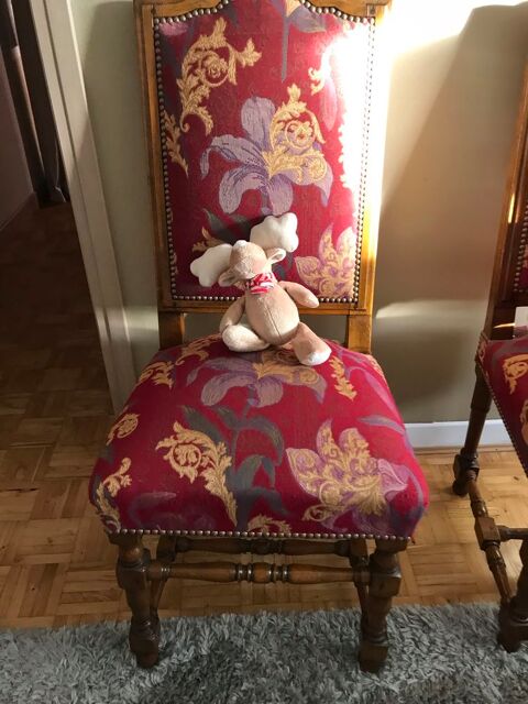 4 Chaises styles louis XIII chne massif  200 Pices  800 Lauwin-Planque (59)
