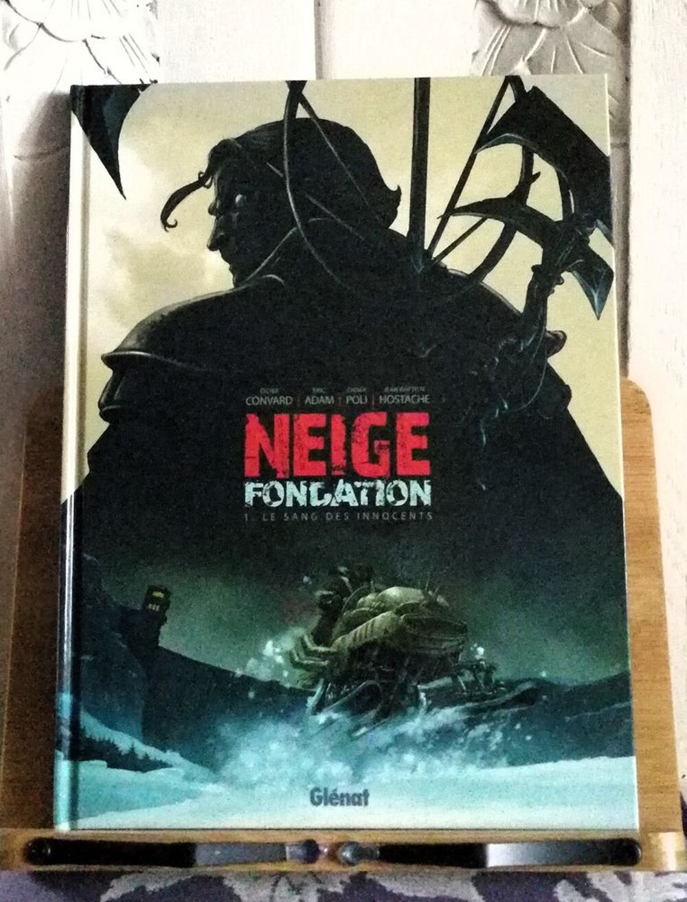 EO Neige - fondation - Tome 1 : le sang des innocents Livres et BD