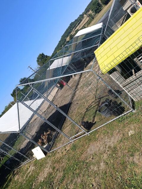 Voli&egrave;re 24m2 300 71360 �pinac