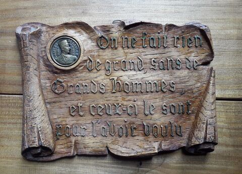 Plaque murale ( parchemin )  Charles de Gaulle Verneuil-sur-Vienne (87)