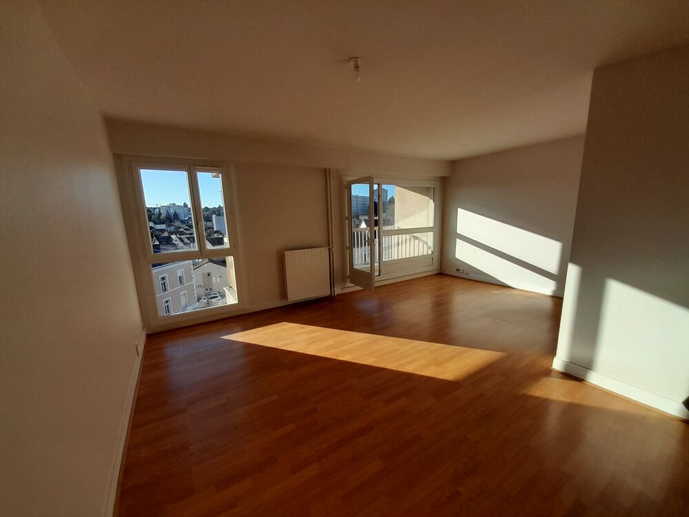 Vente Appartement Appt 71 m² rénové à neuf, Balcon, Parking, Vue dégagée, Asc Limoges