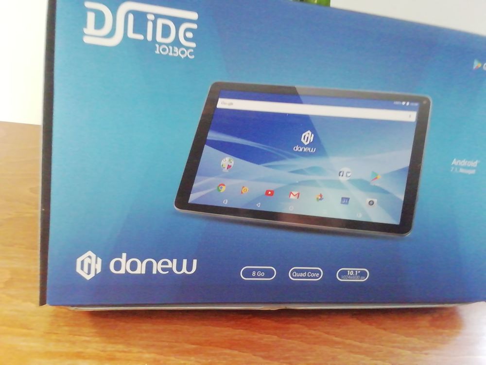 Tablette danew Téléphones et tablettes