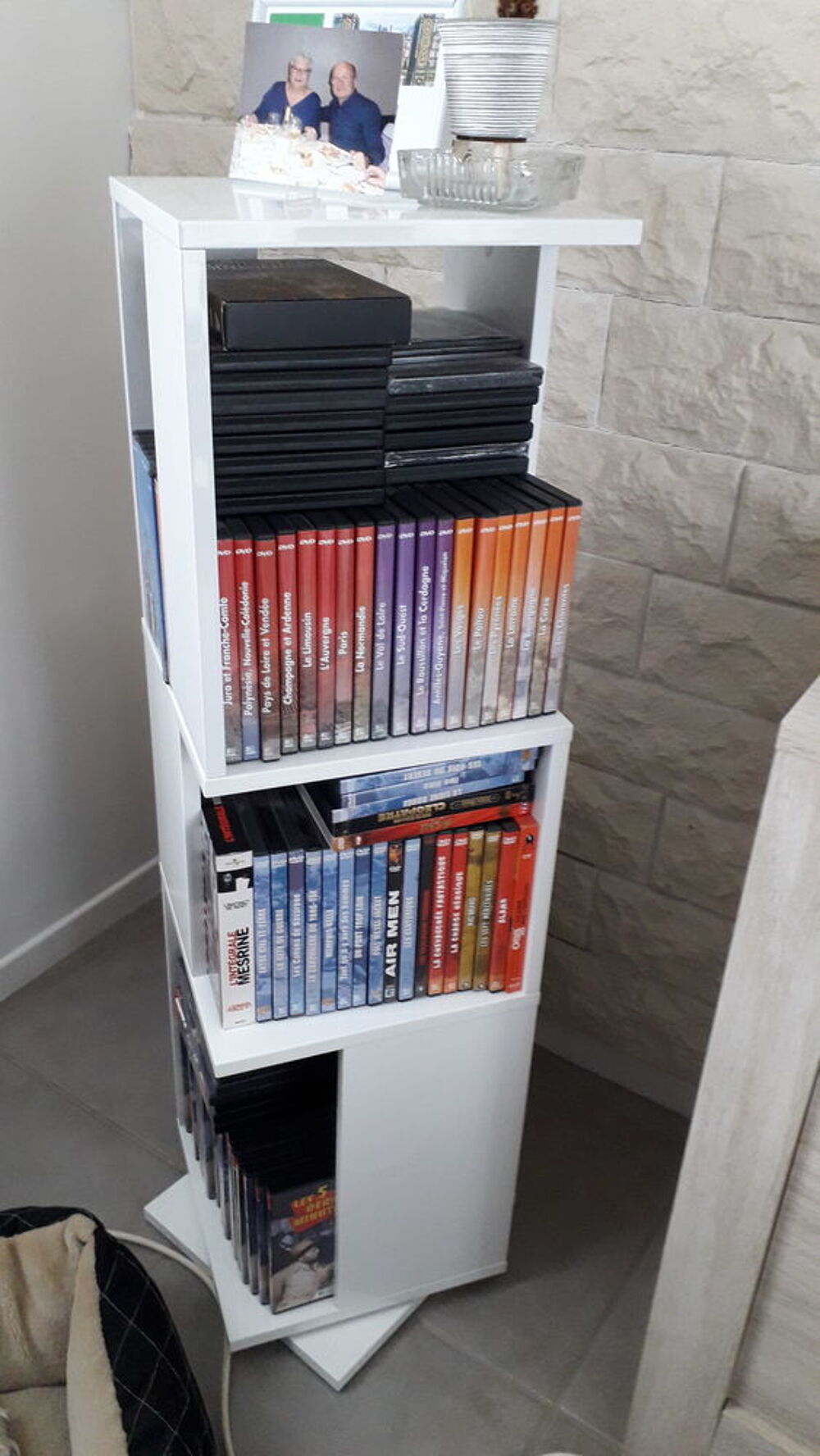 Colonne rangement DVD et CD Meubles