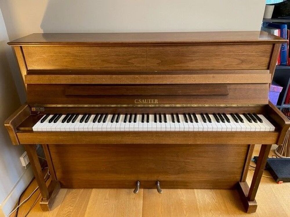 PIANO droit SAUTER 108 Instruments de musique