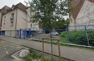  Parking / Garage � louer 12 m� Lille