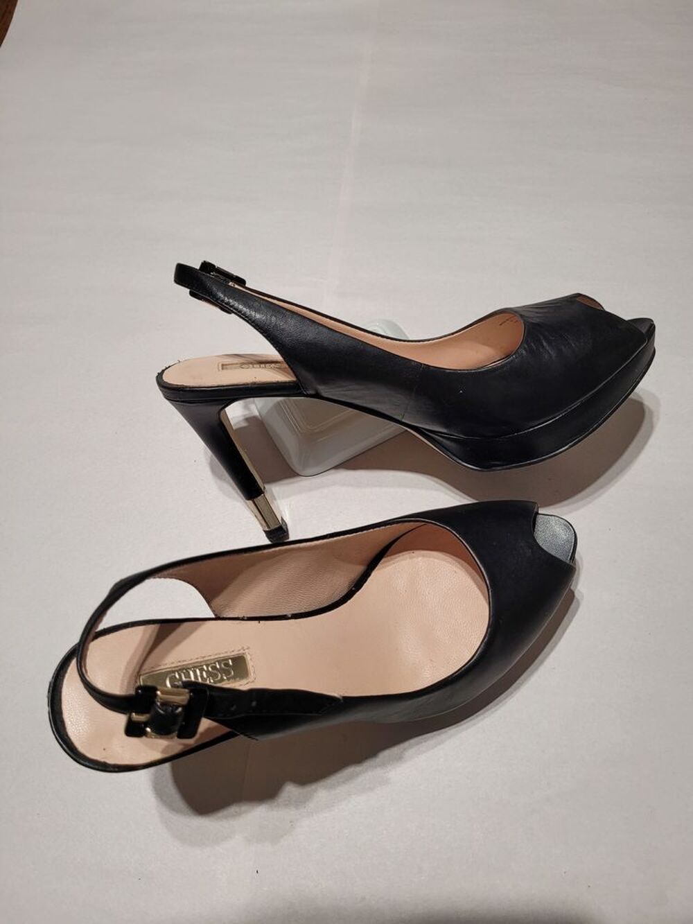 Escarpins GUESS Chaussures