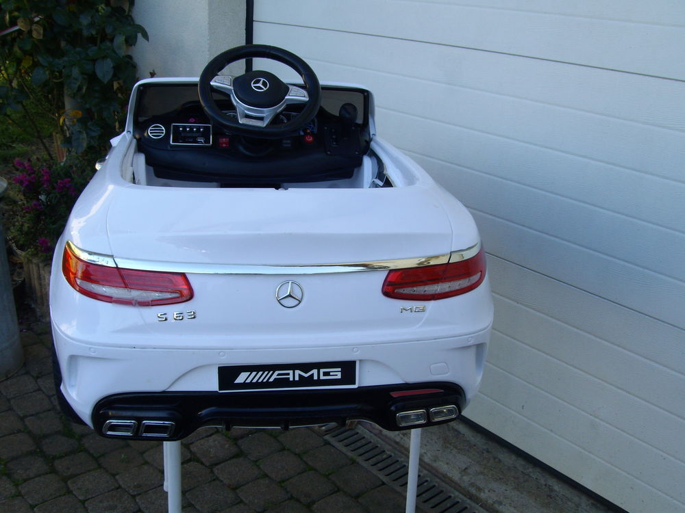 SUPERBE VOITURE ELECTRIQUE POUR ENFANT Jeux / jouets